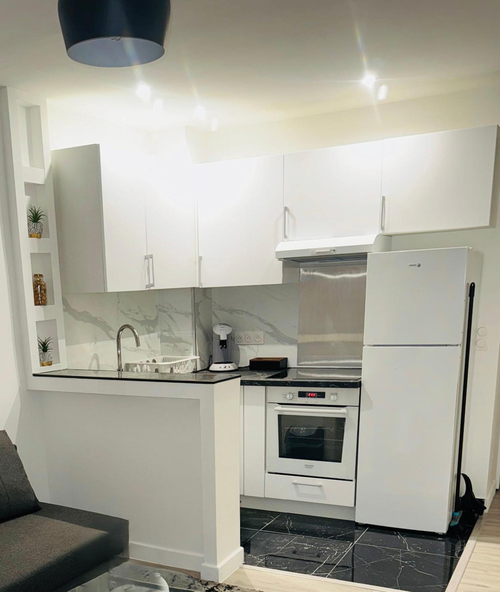Charmante Appartement F2 Au Coeur De Paris 1Er Εξωτερικό φωτογραφία